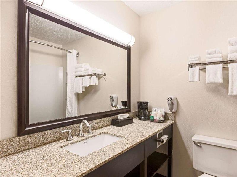 Quality Inn Petoskey-Harbor Springs Экстерьер фото