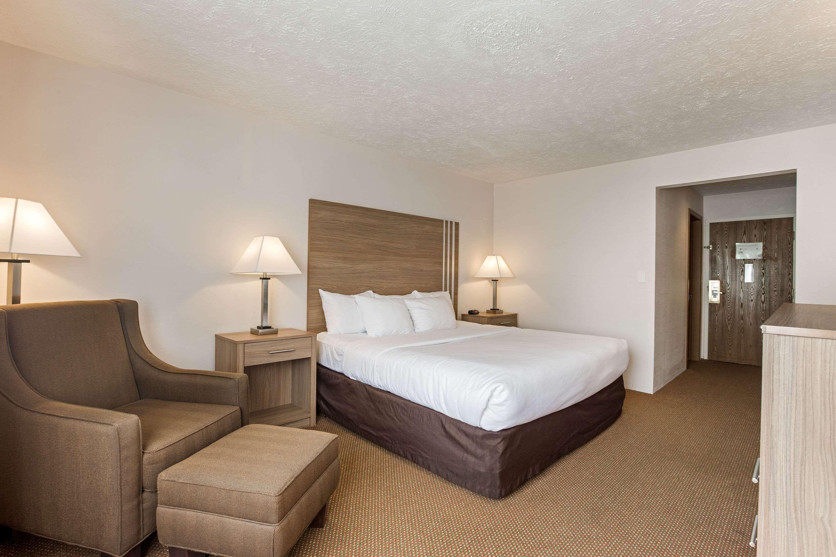 Quality Inn Petoskey-Harbor Springs Экстерьер фото