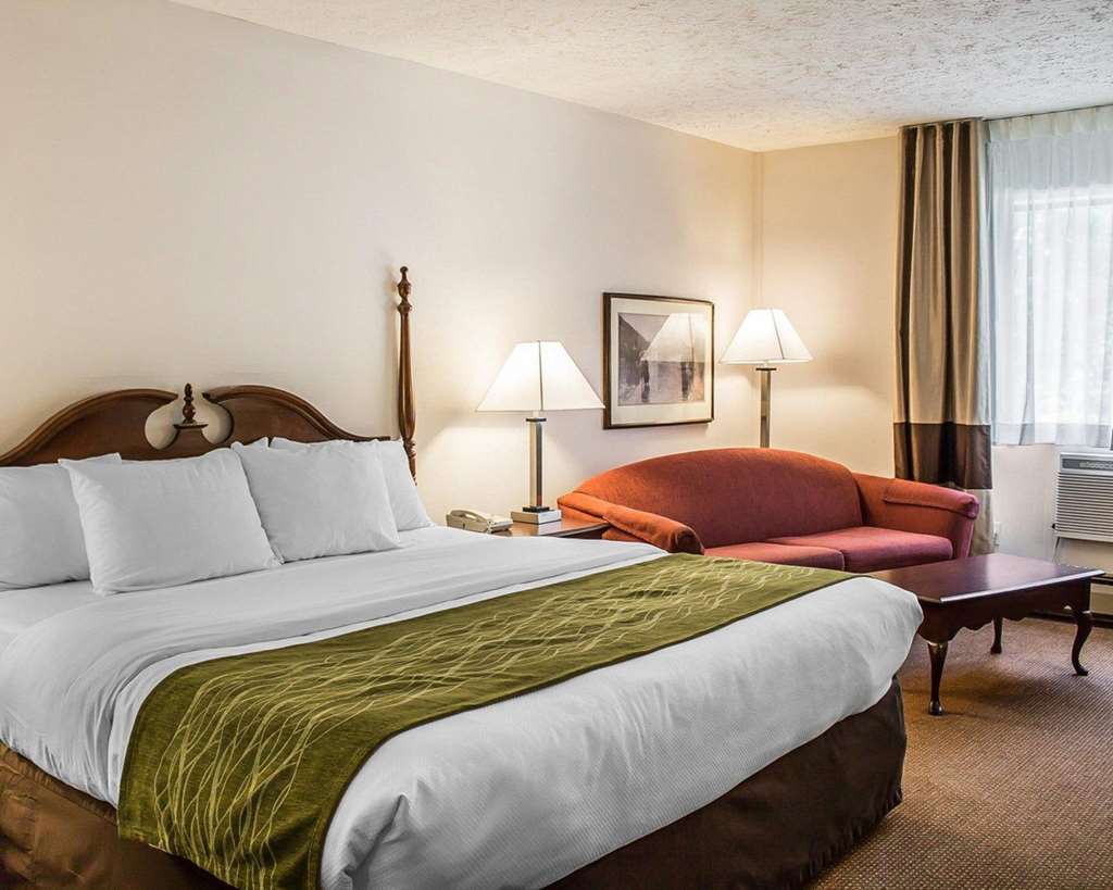 Quality Inn Petoskey-Harbor Springs Номер фото